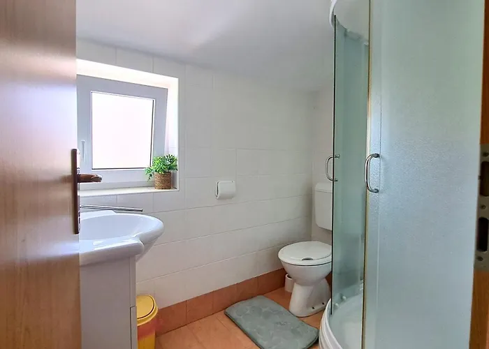 Ivanova Apartman Lopar